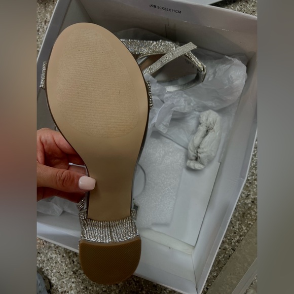 Steve Madden Carrson rhinestone heels - Picture 4 of 4